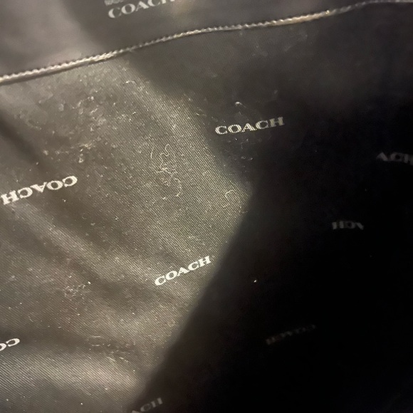 Coach - Picture 9 of 12